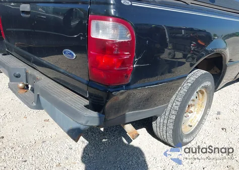 2004 Ford Ranger Xl/Xlt z USA, uszkodzony, nr VIN 1FTYR10D74PA78726